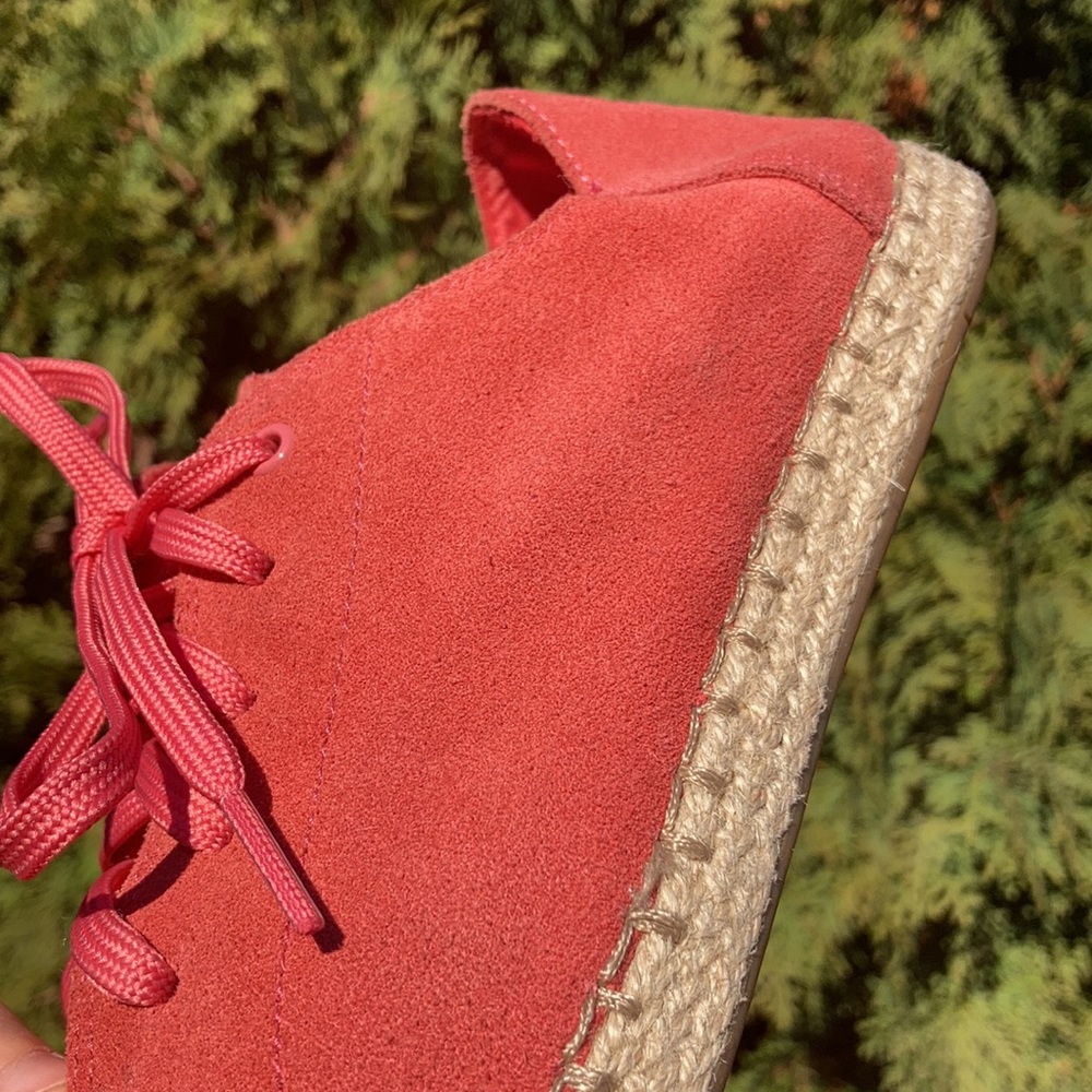 TOMS Lena Hibiscus Suede 7 Sneaker Shoe Women’s Size 8 - Picture 10 of 11
